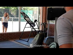 xxx น่าเย็ด ยืนเย็ด สาวผมทอง