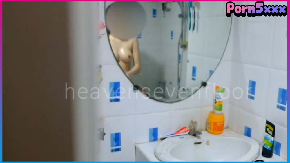 xxx ขาวจั๊วะ น่าเจี๊ยะ ขาวสวย ตั้งกล้อง