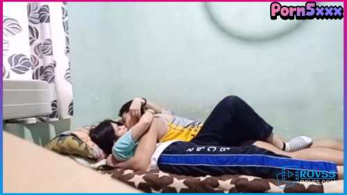 คลิปหลุดทางบ้าน ตั้งกล้องเย็ดกัน หนุ่มสาววัยรุ่นไทย แอบโดดเรียนกันมาเอากันที่หอพัก จัดหนัก คาชุดนักเรียน คาชุดพละ คู่รัก